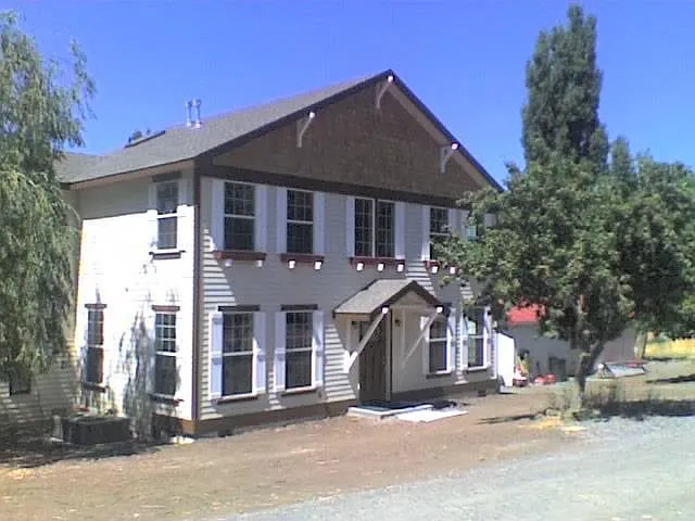3704 Christine Ln photo 1