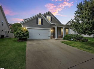 5 Yellow Fox Rd, Greer, SC 29650