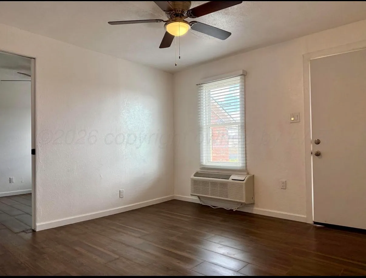 1 bed, 440 sqft, $800 — Photo 2