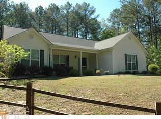 73 Collins Dr, West Point, GA 31833