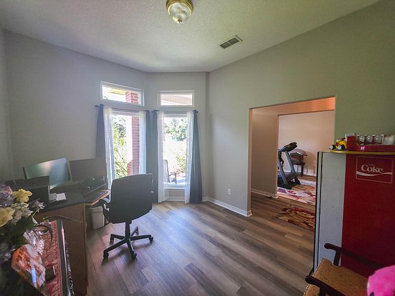 5th image of 7399 Broadmoor St