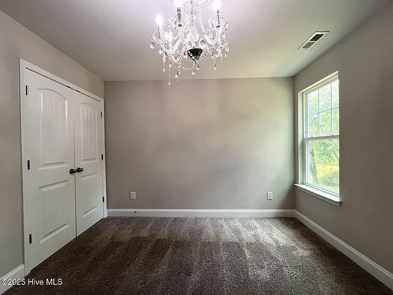 188 Sandy Springs Rd — Photo 40