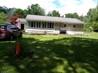 926 Old Foundry Rd, Newton, NJ 07860