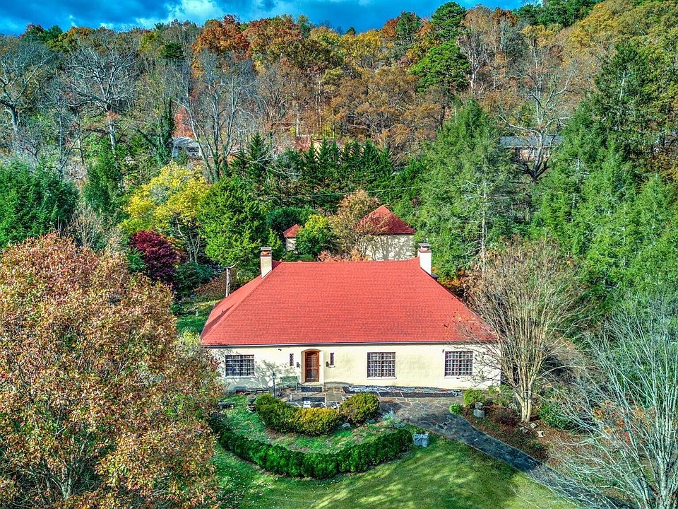1st image of 5209 Green Valley Dr