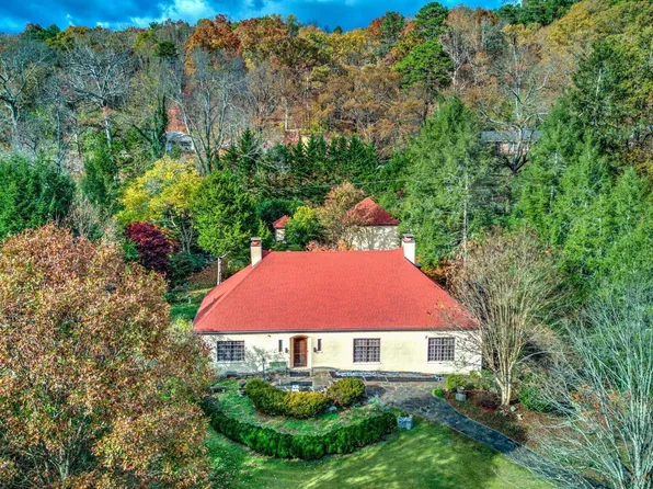 5209 Green Valley Dr, Knoxville, TN 37914