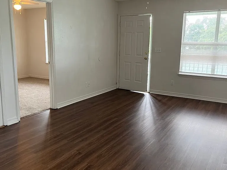 567 Florosa Ct — Photo 6