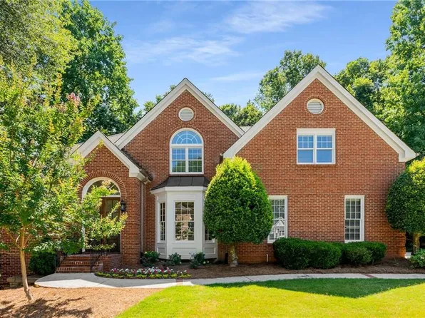 5135 Falcon Chase Ln, Sandy Springs, GA 30342
