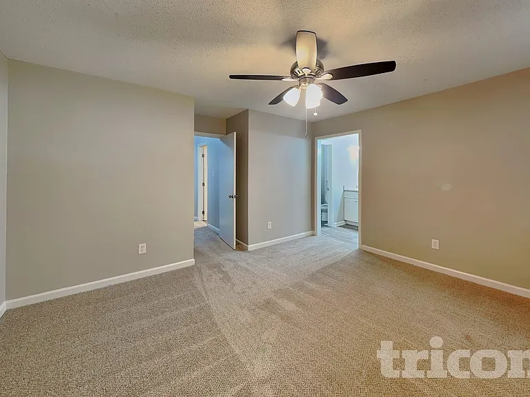 4205 Traders Dock Ct — Photo 8