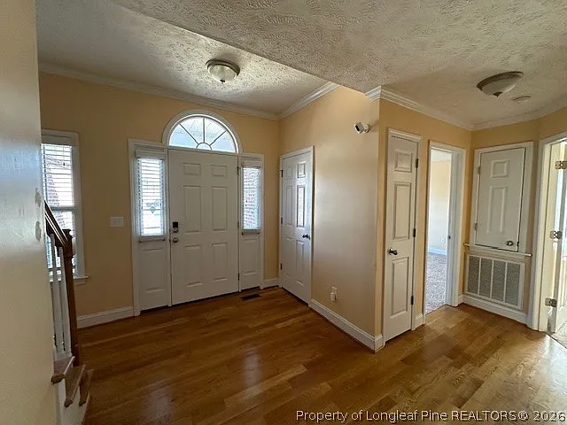1920 Abbeydale Ln — Photo 7