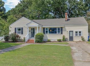 38 Greenwood Rd, Newport News, VA 23601