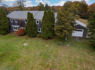 961 Shore Rd, Pocasset, MA 02559