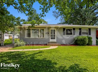 1355 Del Rey Dr, Florissant, MO 63031