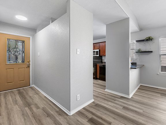 4th image of 5732 Watercress Dr