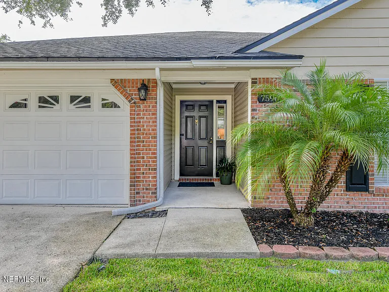 7596 Fawn Lake Dr N — Photo 27
