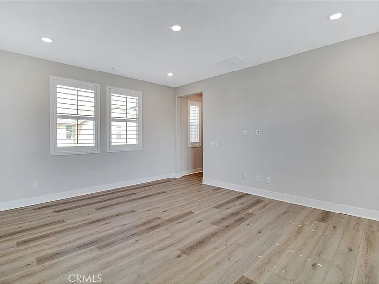 27031 California Ct — Photo 18