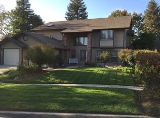 5332 W Prospect Ct, Visalia, CA