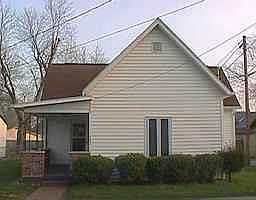 1st image of 421 SW 1st St