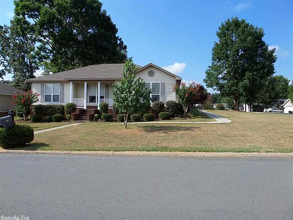 2nd image of 38 Wooden Head Ln