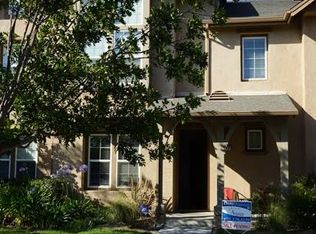 317 Feather River Pl, Oxnard, CA 93036