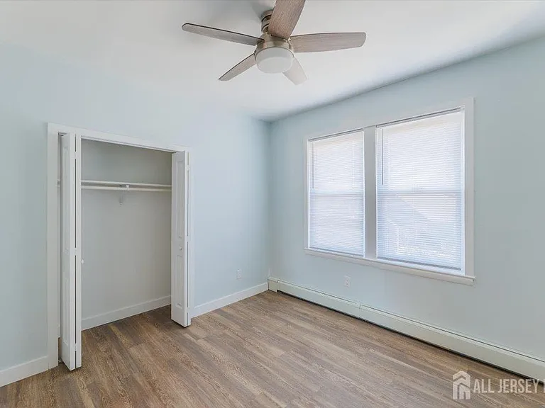 382 Summit Ave #2B — Photo 6