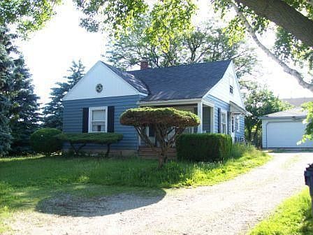 1st image of 9444 S Howell Ave