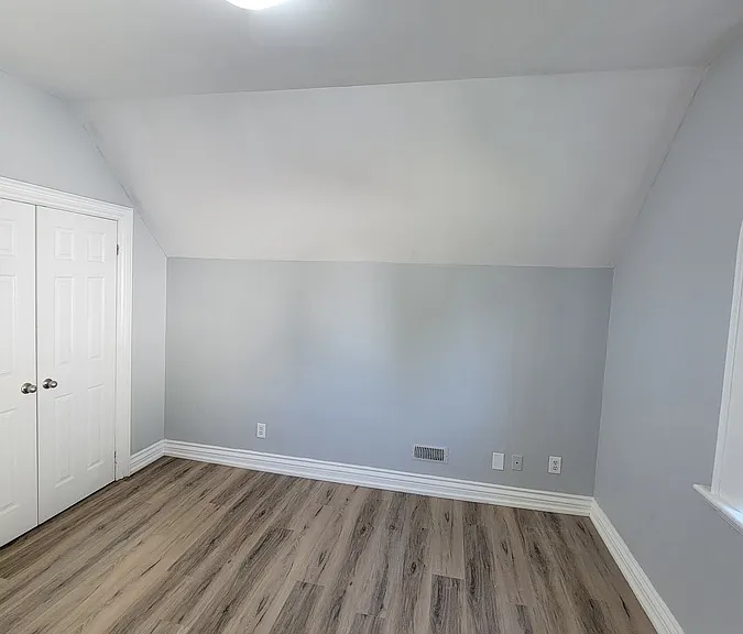 211 Park St — Photo 23