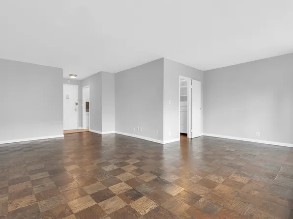 150 West End Avenue image 2 of 5