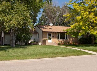 2501 Armour Ter W, Saint Anthony, MN 55418