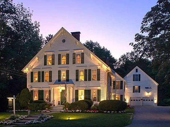 22 High Street, Camden, ME 04843