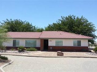 13780 Valle Vista Rd, Phelan, CA 92371