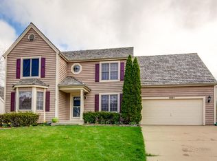 4891 Kings Way W, Gurnee, IL 60031