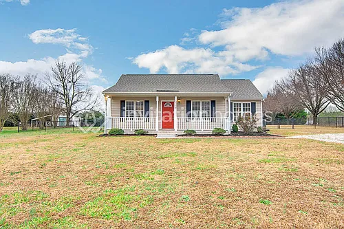 114 Hunter Ln Photo 1