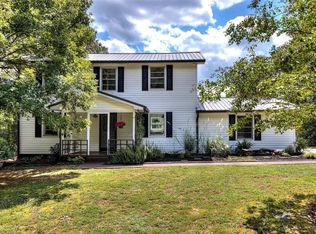 1527 Burnett Ferry Rd SW, Rome, GA 30165