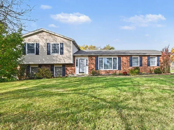 3888 Woodfield Ct, Fairfield, OH 45011