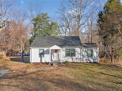 1005 Stokesburg Rd, Walnut Cove, NC, 27052