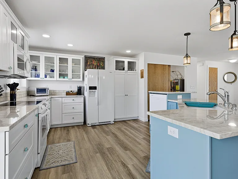 15185 Yotie Ct — Photo 13