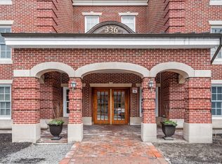 336 Boylston St APT 104, Newton, MA 02459