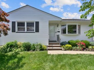 79 Brown Ave, Iselin, NJ 08830