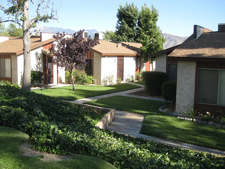 1329 Vista Serena Dr — Photo 12