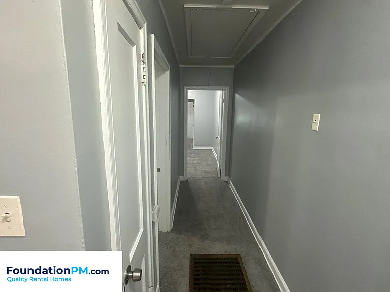3326 Rosamond Ave — Photo 12