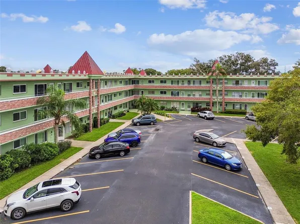 2359 Finlandia Ln APT 71, Clearwater, FL 33763