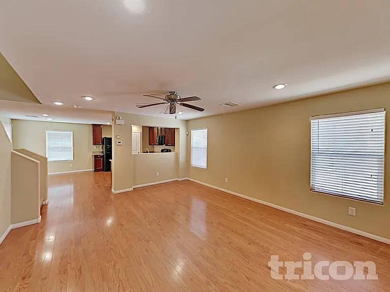 963 Eureka Dunes Ave — Photo 3