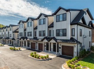 103 W Munsell Ave, Linden, NJ 07036