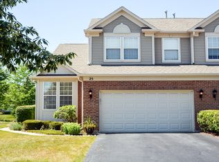 25 Brixton Ct, Algonquin, IL 60102