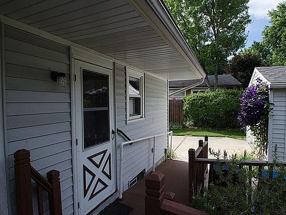 5th image of 1441 Argyle Cres #Crs