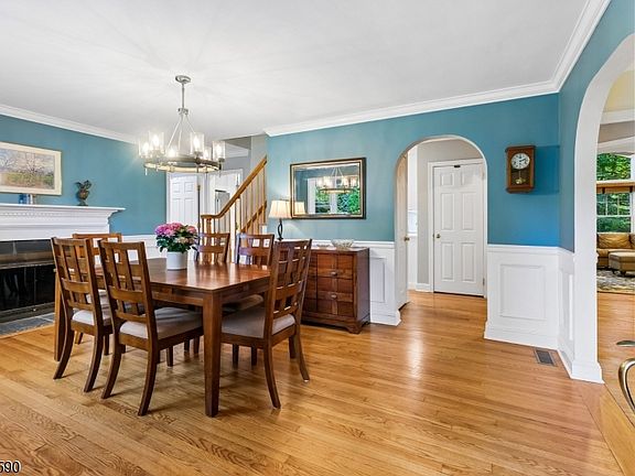 4th image of 36 Rockwood Rd