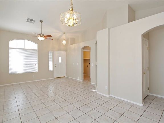 4th image of 1836 Montvale Ct