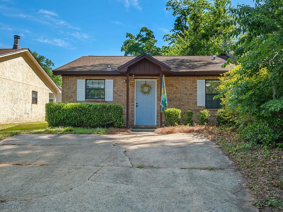 1st image of 3809 Stewart Way
