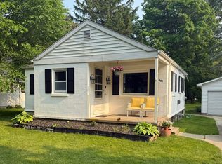 207 W Main St, Vernon, MI 48476