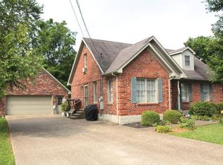 555 Zinnia Way, Shepherdsville, KY 40165